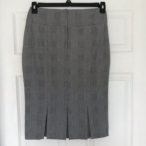H&M Skirts - H&M Pencil Skirt H&M Skirts - H&M Pencil Skirt